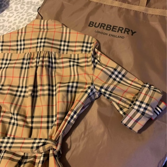 Burberry Dress size 6 in women - Picture 3 of 3